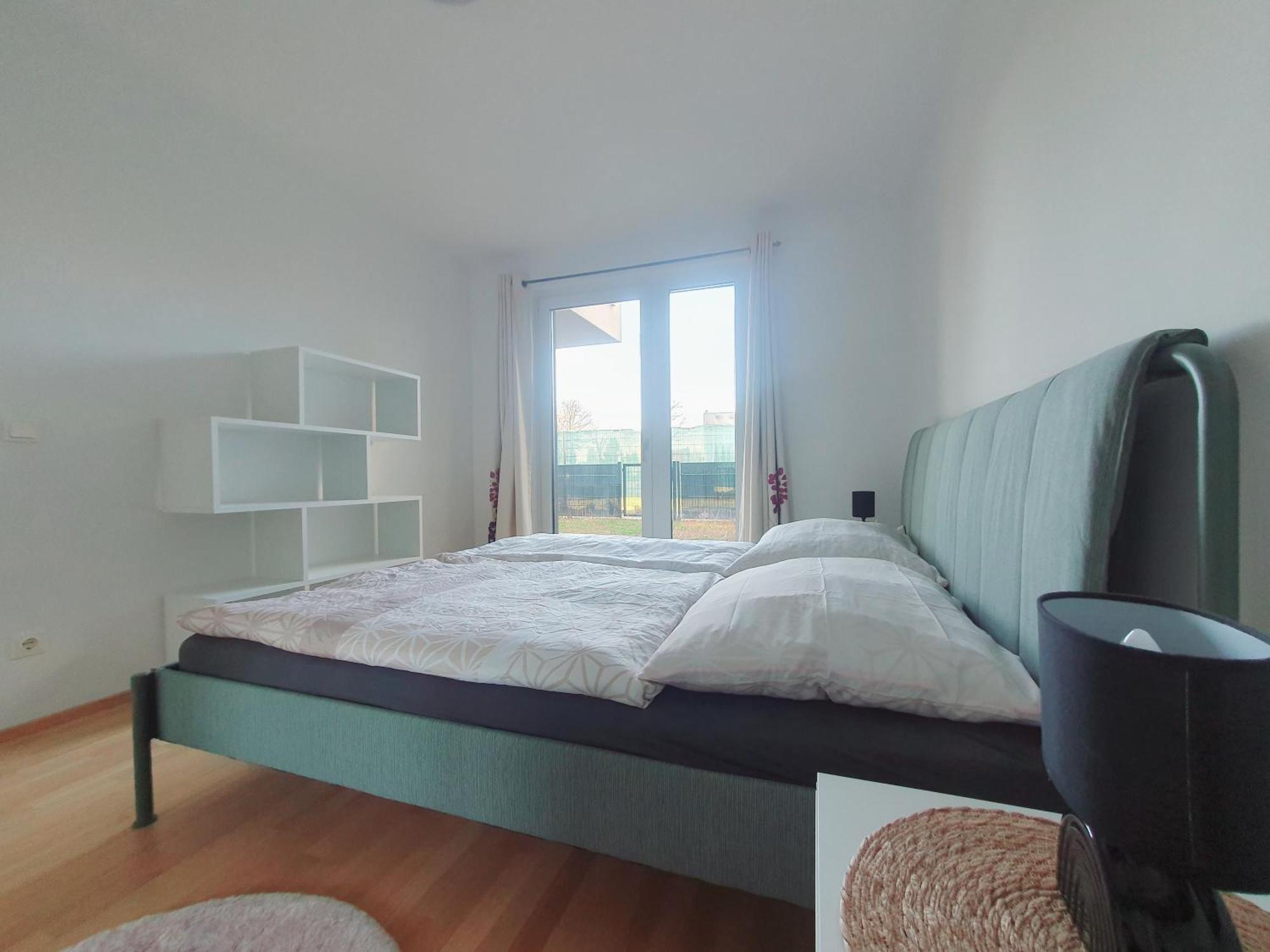 Near Lake One Bedroom Cute Apartment ウィーン エクステリア 写真