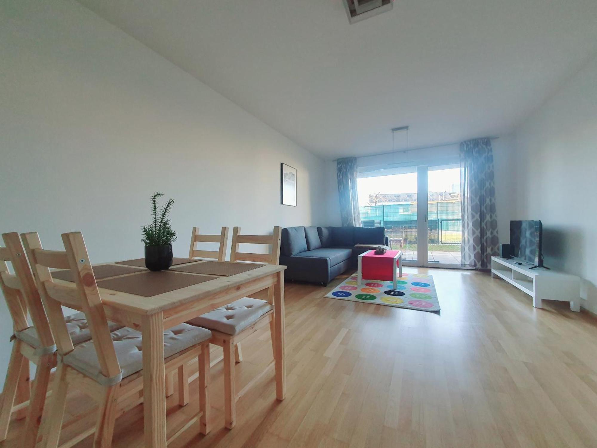 Near Lake One Bedroom Cute Apartment ウィーン エクステリア 写真